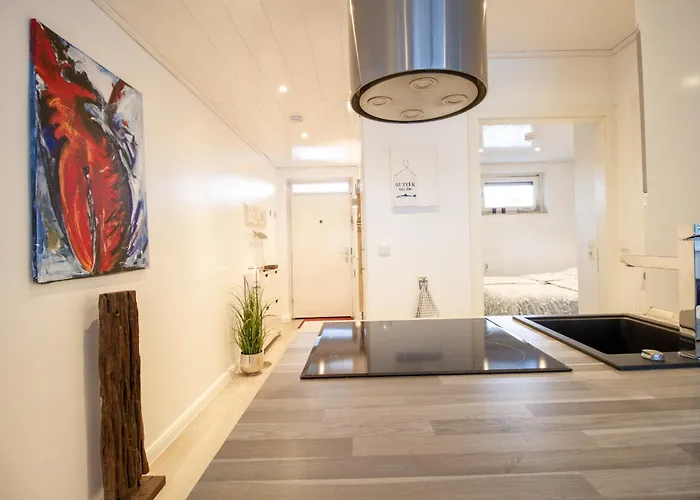 House 21 Apartment *